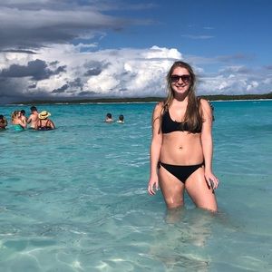 Meet your Posher, Sydney